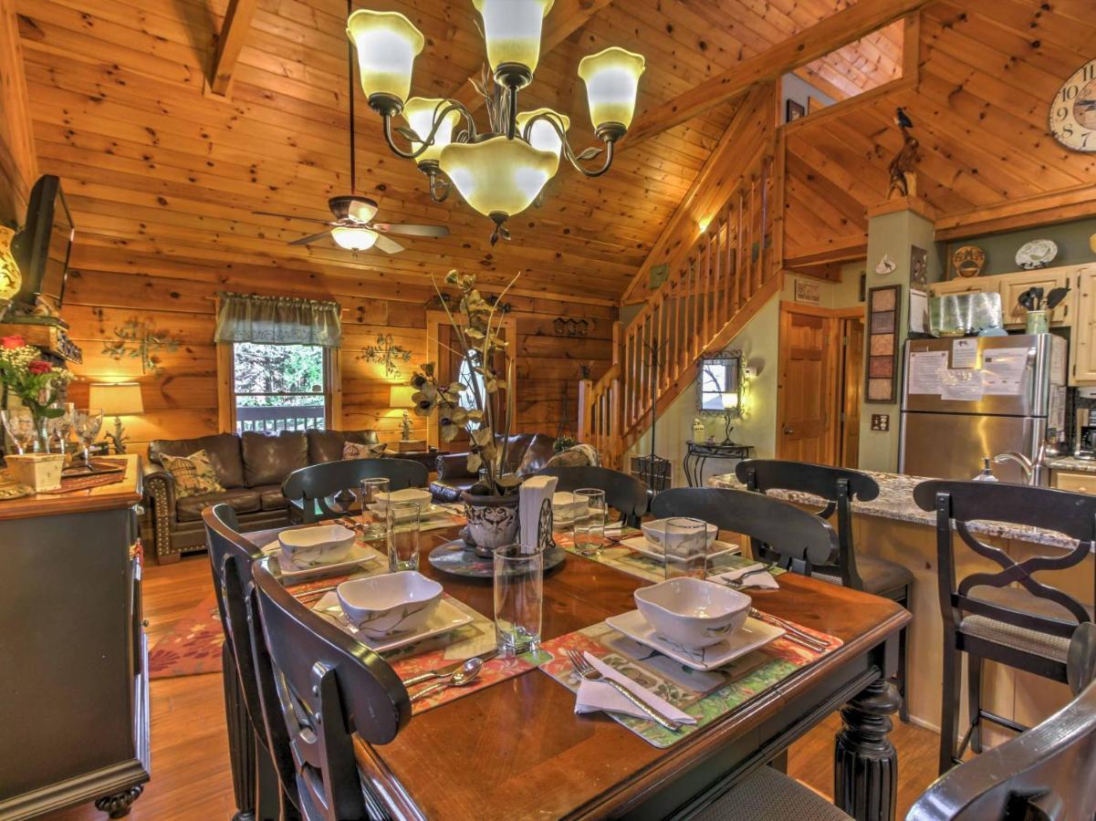 Cozy Nest Gatlinburg Cabin With Porch And Jacuzzi! Exterior foto